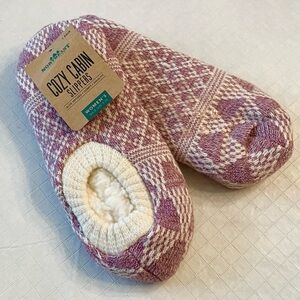 Northeast Cozy Cabin Slippers
